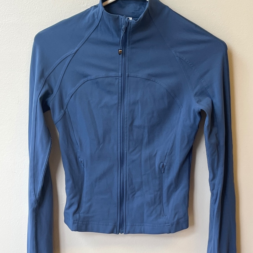 Lululemon Define Jacket Zip Up Size 4 Pitch blue